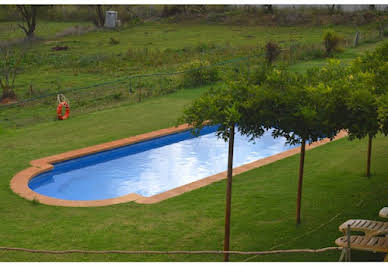 Villa with pool and terrace 4