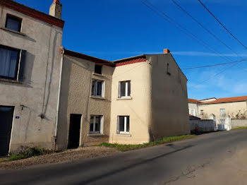 maison à Bournoncle-Saint-Pierre (43)