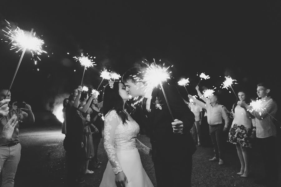 शादी का फोटोग्राफर Kristina Nazarova (nazarovakris)। अगस्त 11 2019 का फोटो