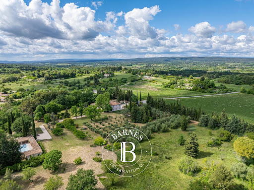 Property with pool 2