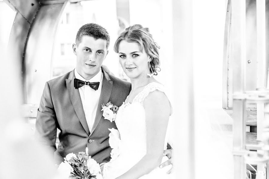 Wedding photographer Evgeniy Timoschenko (667smiley). Photo of 23 April 2016