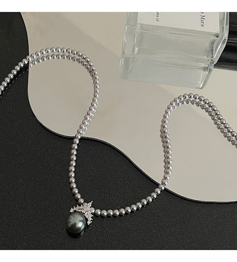 Title 2, French Style Temperament Crown Zircon Pendant P...