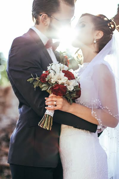 Fotógrafo de casamento Nika Radynskaya (nichonok). Foto de 27 de julho 2015