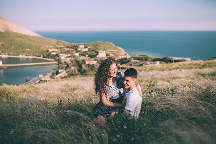 結婚式の写真家Nikolay Kharlamov (nikharlamov)。2016 4月15日の写真