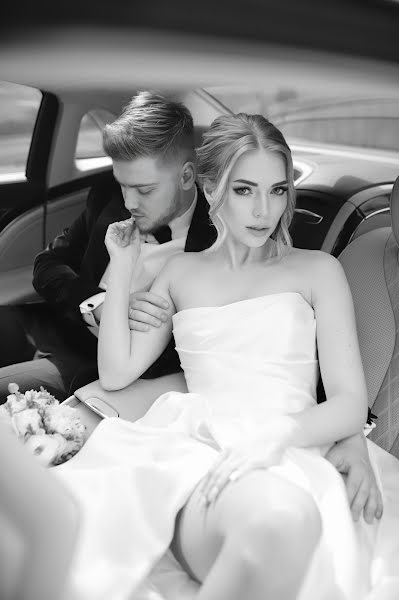 ช่างภาพงานแต่งงาน Mariya Novozhilova (enotpoloskun) ภาพเมื่อ 7 พฤษภาคม 2022