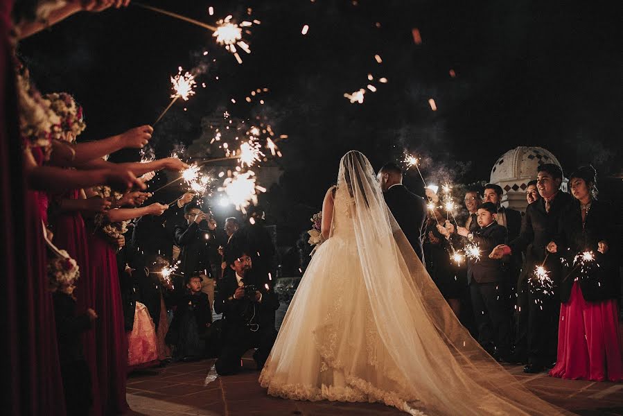 Fotógrafo de casamento Roberto Magaña (robertomagaa). Foto de 11 de outubro 2017