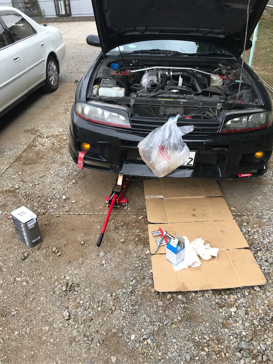 スカイラインのスカイライン・エンジンオイル交換・ホリデースタイル・SKYLINE・R33に関するカスタム事例の投稿画像1枚目