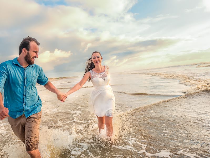 Fotografo di matrimoni Yuri Nunes (yurinunes). Foto del 4 aprile 2017