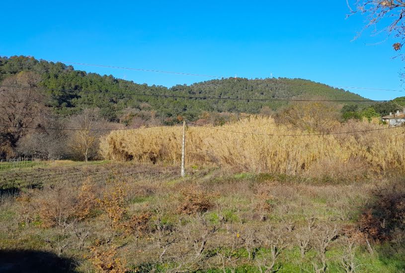  Vente Terrain + Maison - Terrain : 538m² - Maison : 78m² à Pierrefeu-du-Var (83390) 