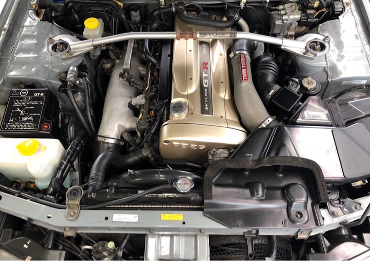 スカイライン GT-RのDIY・スカイライン・スカイラインGTR BCNR33・エンジンルームに関するカスタム事例の投稿画像2枚目