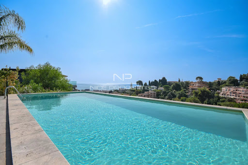 Apartment with terrace and pool 1