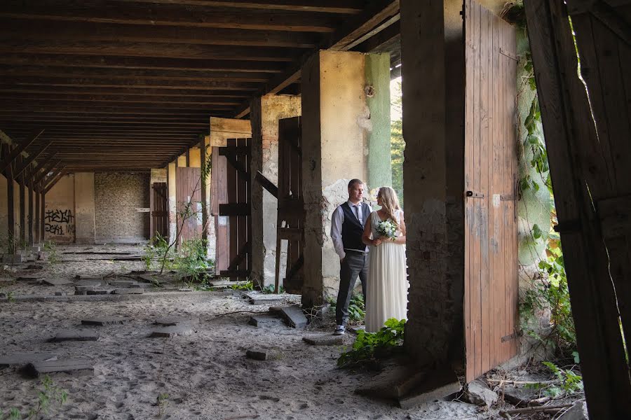 Fotógrafo de casamento Darko Ocokoljic (darkoni). Foto de 24 de maio 2023