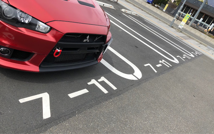 ランサーエボリューションのトランクオープナー用電源取り・DIYに関するカスタム事例の投稿画像1枚目