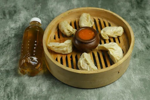 Chicken Momos + Ice Tea