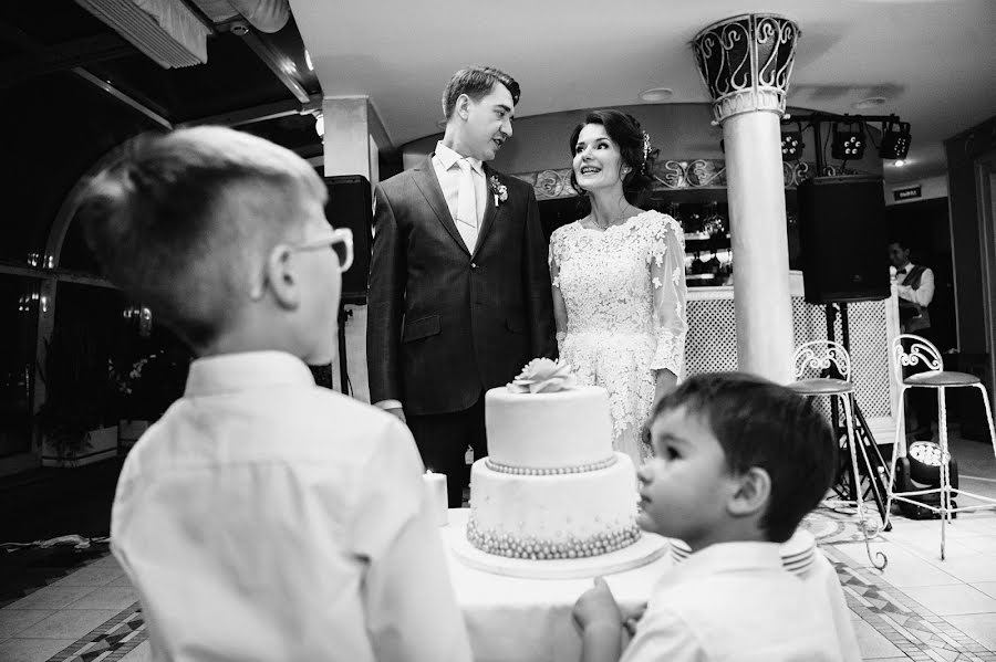 Fotógrafo de casamento Viktoriya Maslova (bioskis). Foto de 12 de março 2018