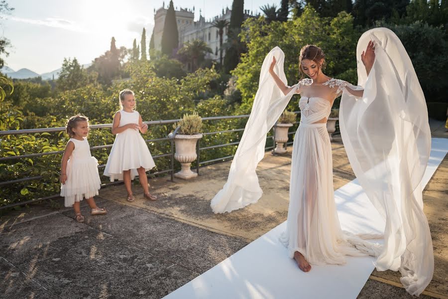 Svatební fotograf Paolo Berzacola (artecolore). Fotografie z 10.října 2018