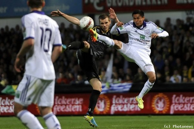 Anderlecht strompelt voorbij Lokeren en pakt eerste uitwinst in maanden