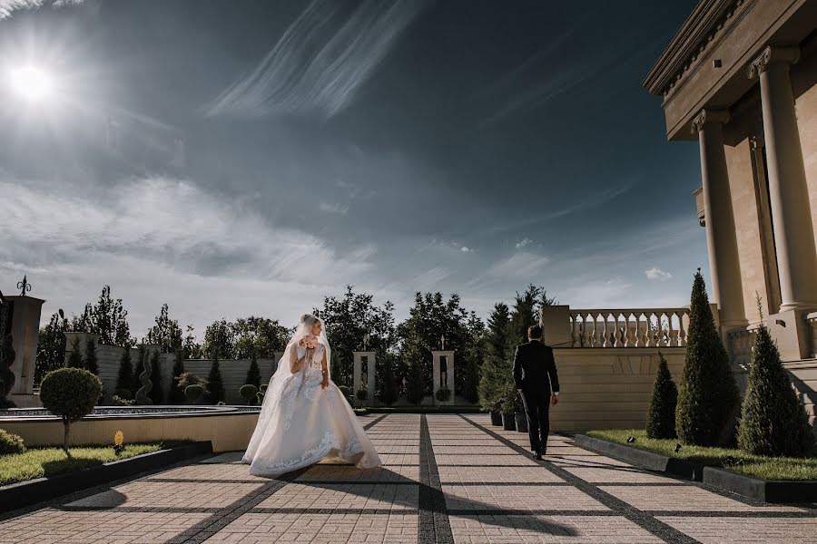 Fotografo di matrimoni Roman Guzun (romanguzun). Foto del 5 ottobre 2018