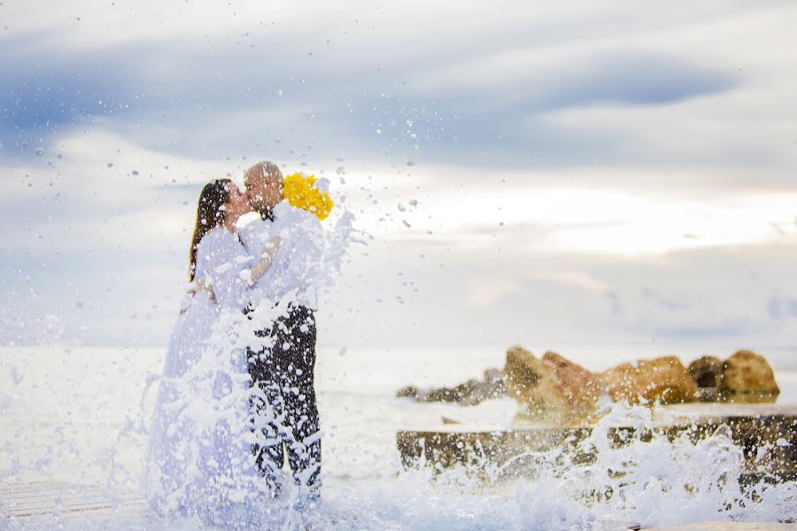 Fotografo di matrimoni Luiggi Diaz (luiggidiaz). Foto del 27 febbraio 2019