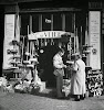 foto: © Dirk de Herder<br />
De Jordaan, Amsterdam - 1950<br />
Courtesy Eduard Planting Gallery