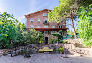 Maison avec jardin et terrasse 2