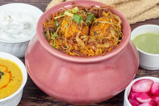 Egg Biryani [4 Person]