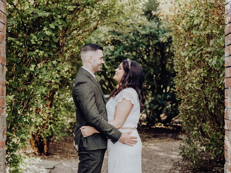 Fotógrafo de bodas Caroline Smyth (carolinesmyth). Foto del 2 de julio 2019