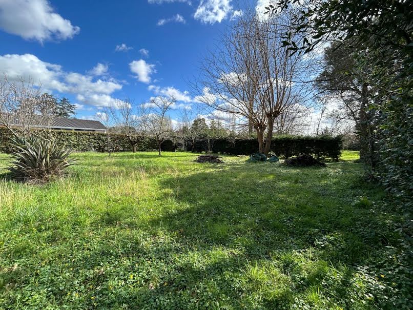 Vente terrain à batir  1100 m² à Saint-Loubès (33450), 275 000 €