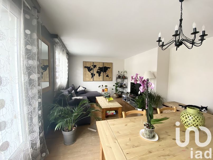 Vente appartement 4 pièces 82 m² à Saint-Etienne (42000), 99 000 €