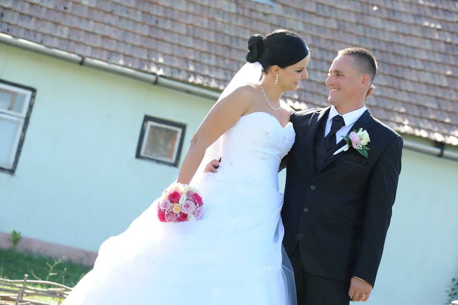 Photographe de mariage Renáta Kovács Kerekesné (kovacskerekesne). Photo du 3 mars 2019