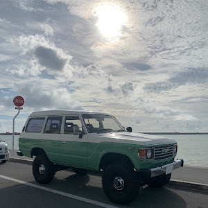 ランドクルーザー60 HJ61V