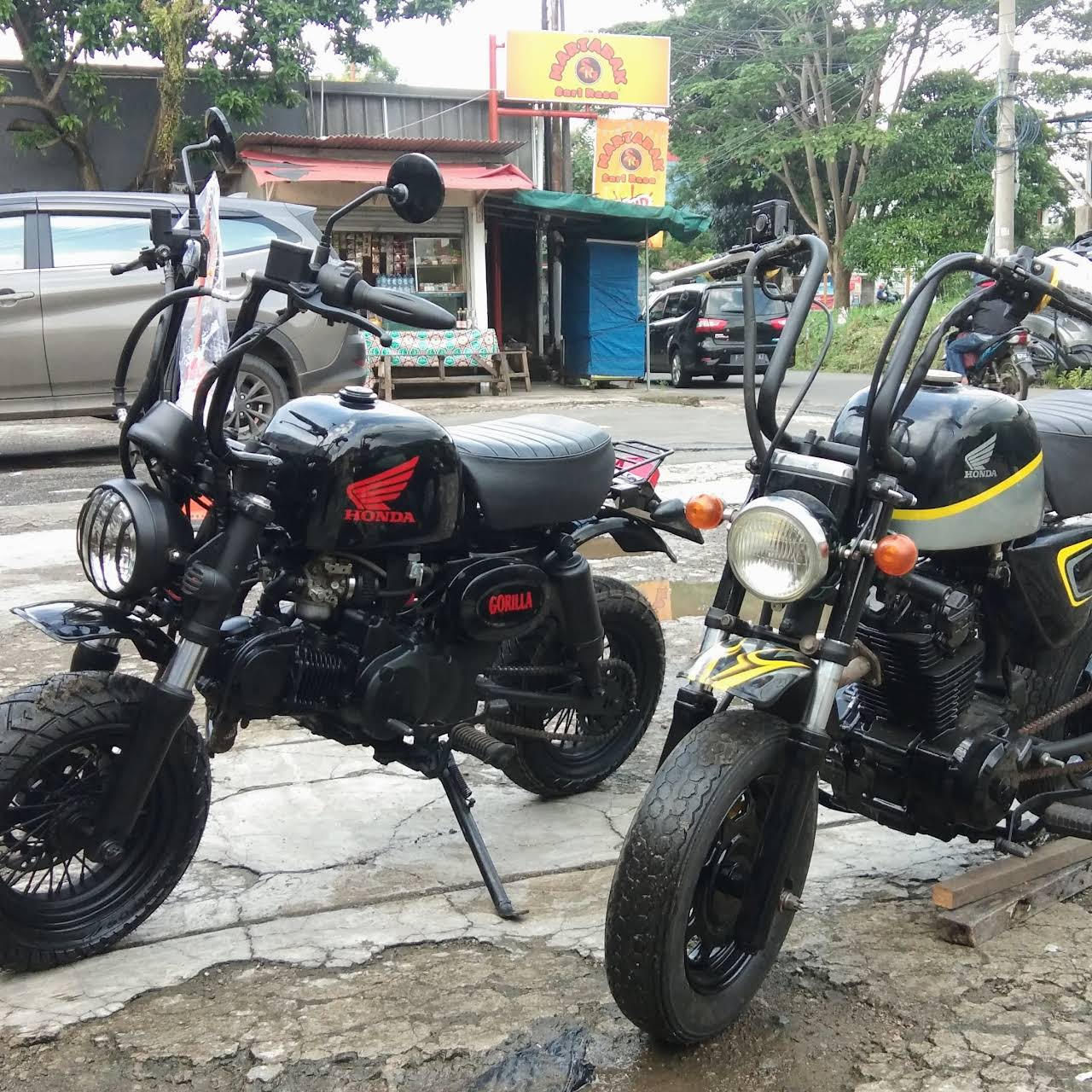 Poren Classic Custom Bengkel Sepeda Motor