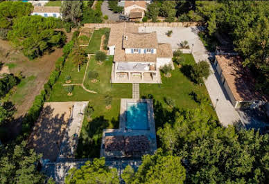 Villa with pool and terrace 2