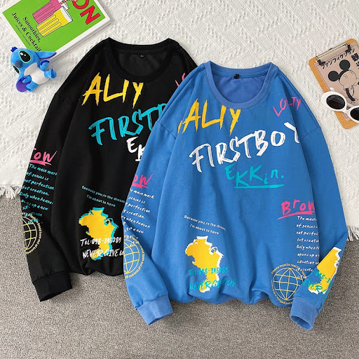 Title 4, Hong Kong Style Graffiti Printed Round Collar S...