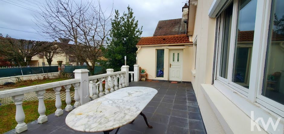 Vente maison 5 pièces 98 m² à Goussainville (95190), 290 000 €