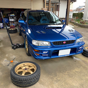 インプレッサ WRX STI GC8