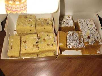 Sindhi Sweets photo 