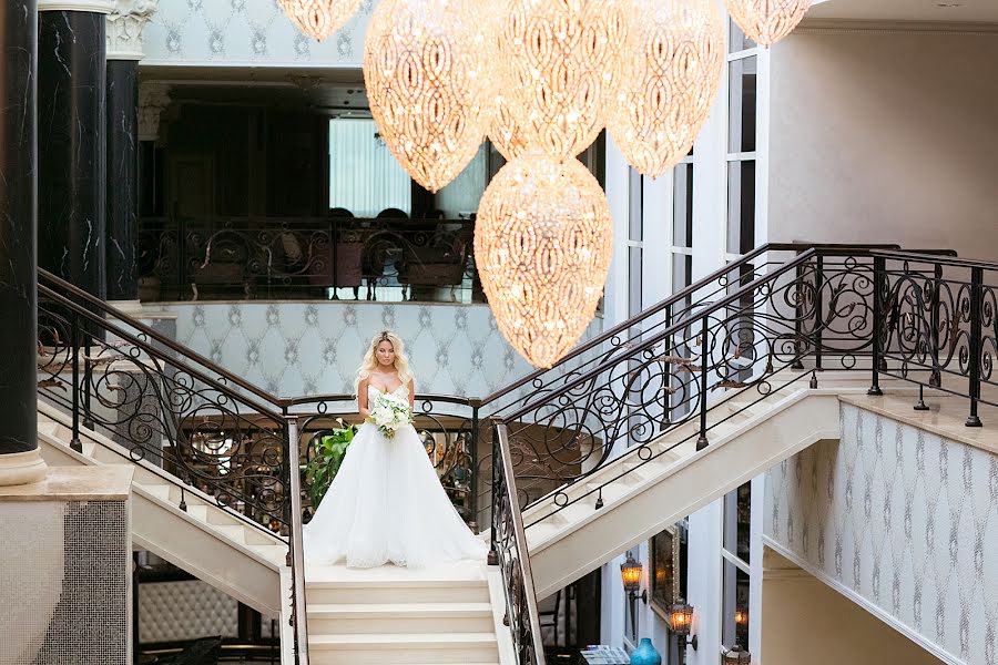 Fotógrafo de bodas Oleg Saliy (elifestudios). Foto del 24 de septiembre 2018