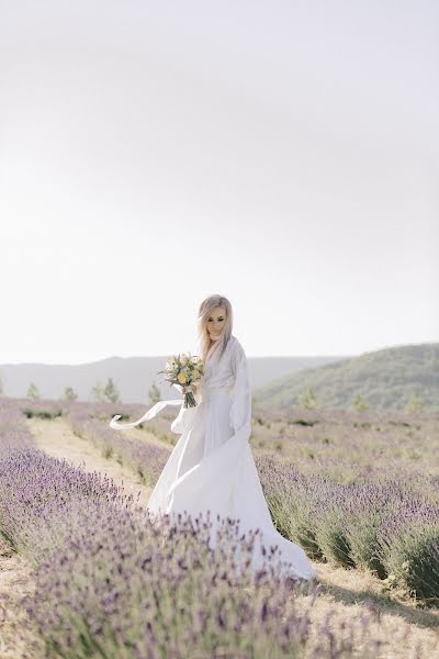 Wedding photographer Anastasiya Maksimova (maximovawed). Photo of 7 June 2018