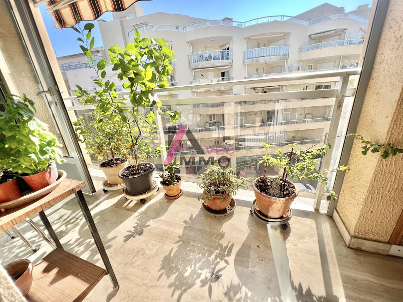 Vente appartement 4 pièces 100 m² à Cavalaire-sur-Mer (83240), 450 000 €