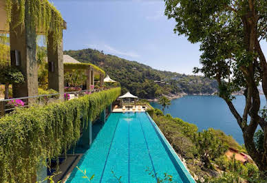 Villa avec piscine en bord de mer 11