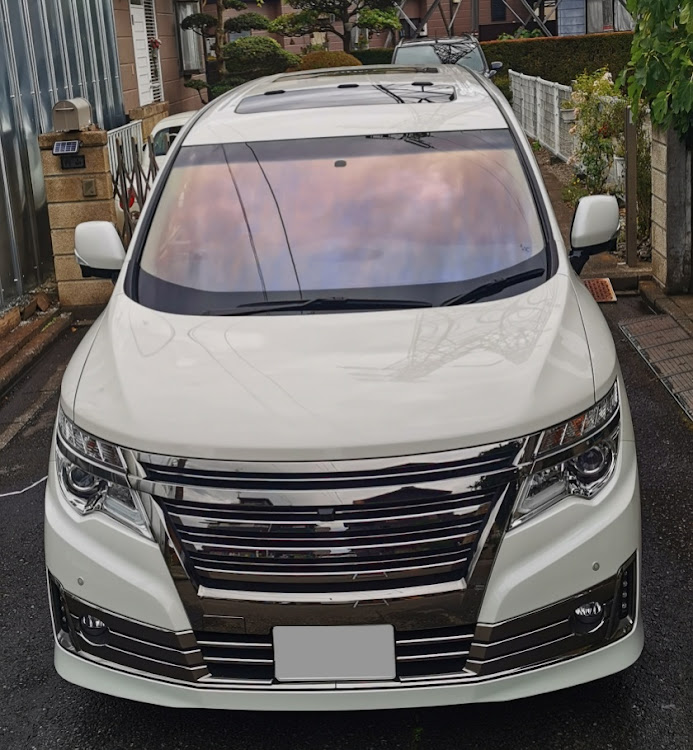 エスティマのエルグランド・施工後・お化けフィルムw・納車に関するカスタム事例の投稿画像1枚目