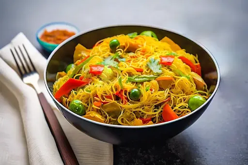 Veg Singapore Noodles