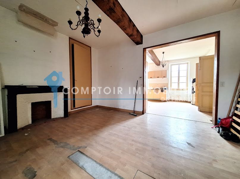 Vente maison 10 pièces 340 m² à Saint-Paul-Cap-de-Joux (81220), 210 525 €