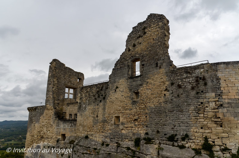 Lacoste, le château