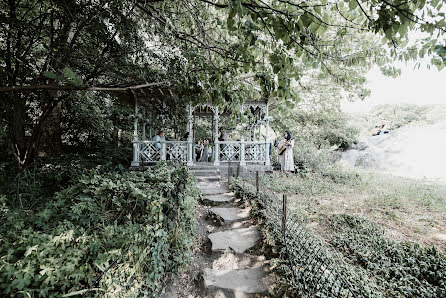 Fotografo di matrimoni Betiana Hurtado (betiana). Foto del 1 luglio 2023