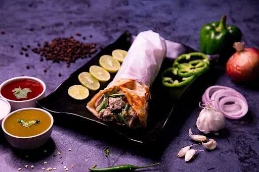 Pepper Chicken Roll