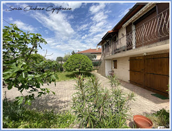 maison à Saint-Priest (69)