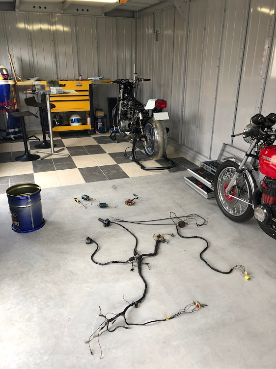 ハイエースのハイエース・ガレージ・バイクに関するカスタム事例の投稿画像7枚目