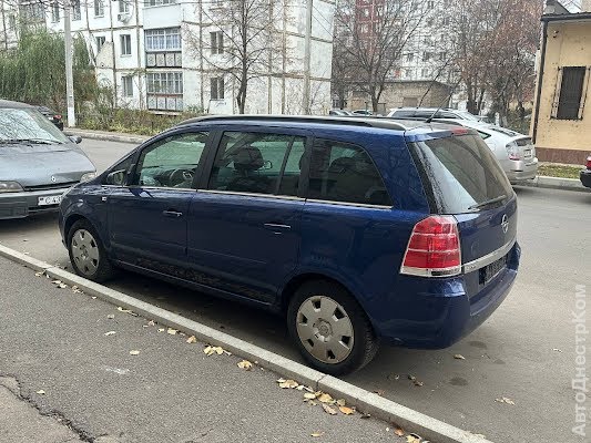 продам авто Opel Zafira Zafira B фото 2